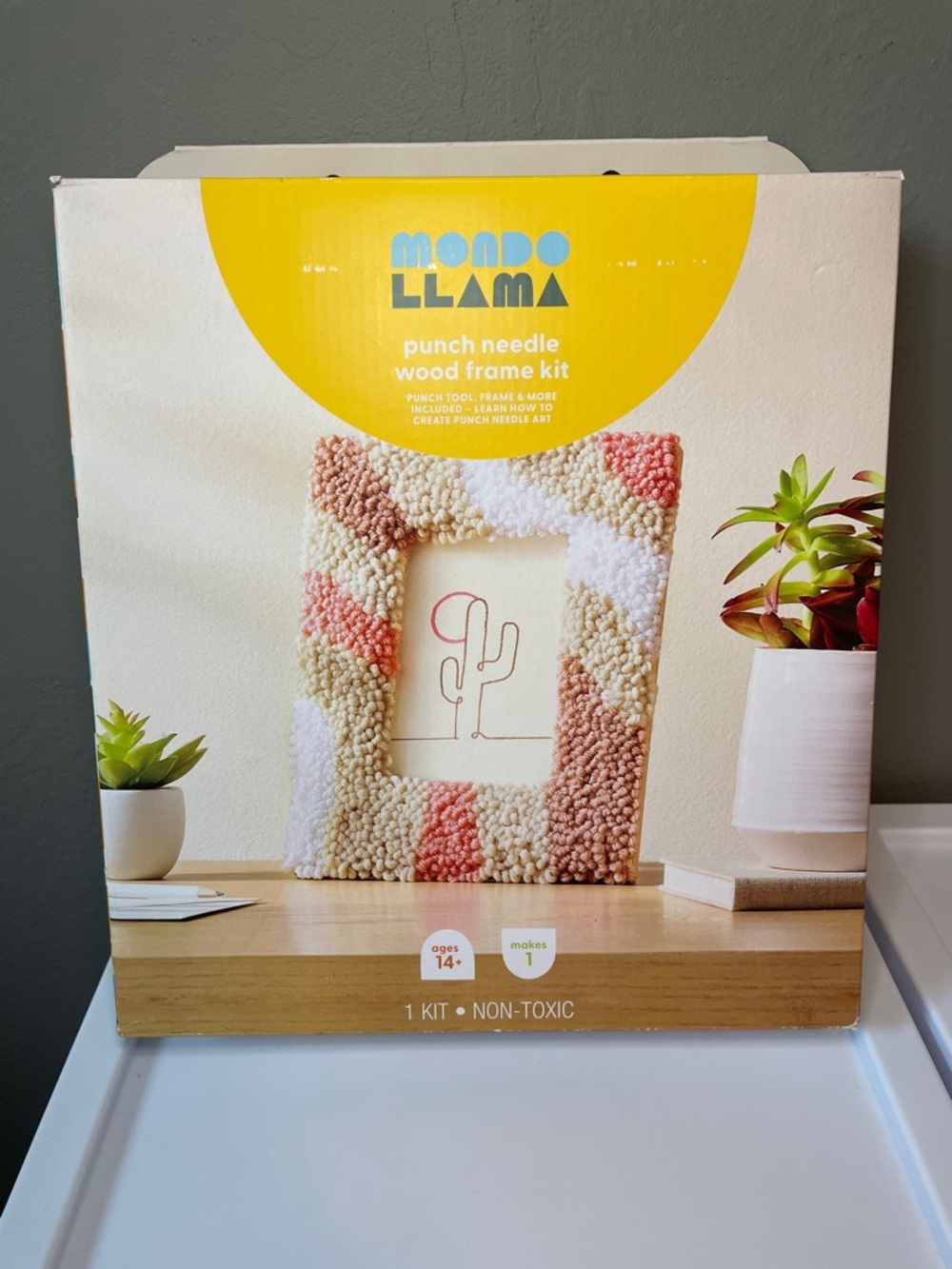 Mondo Llama Punch Needle Wood Frame Kit - NIB - Picture 5 of 9
